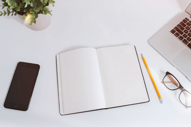 Saving Money on Your Mobile Contract - A Guide