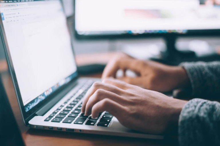 8 Reasons To Change Your Career Path