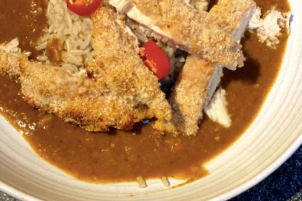 Katsu curry with breadcrums