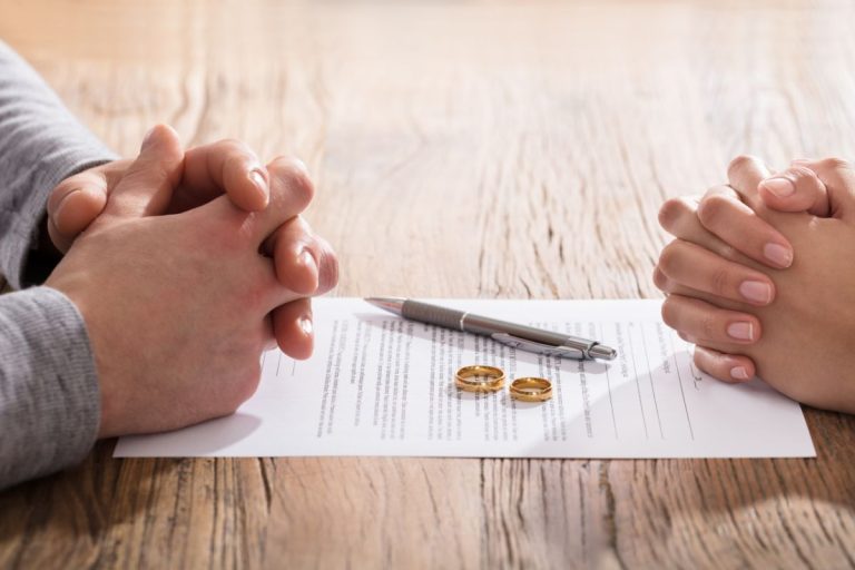 6 Ways to Lower the Costs During a Divorce