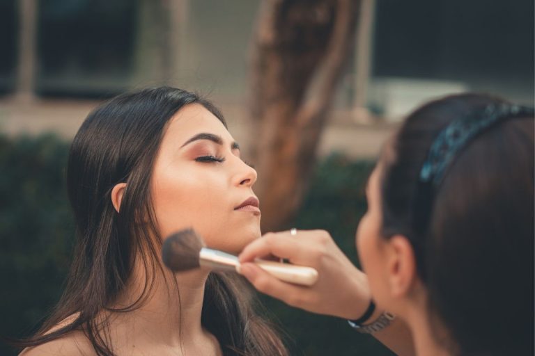 A Complete Makeover on a Budget: 6 Beauty Tips