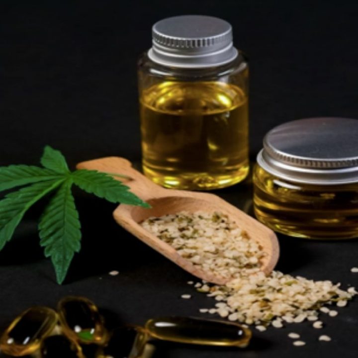 CBD Oil And Its Health Benefits For Busy Moms