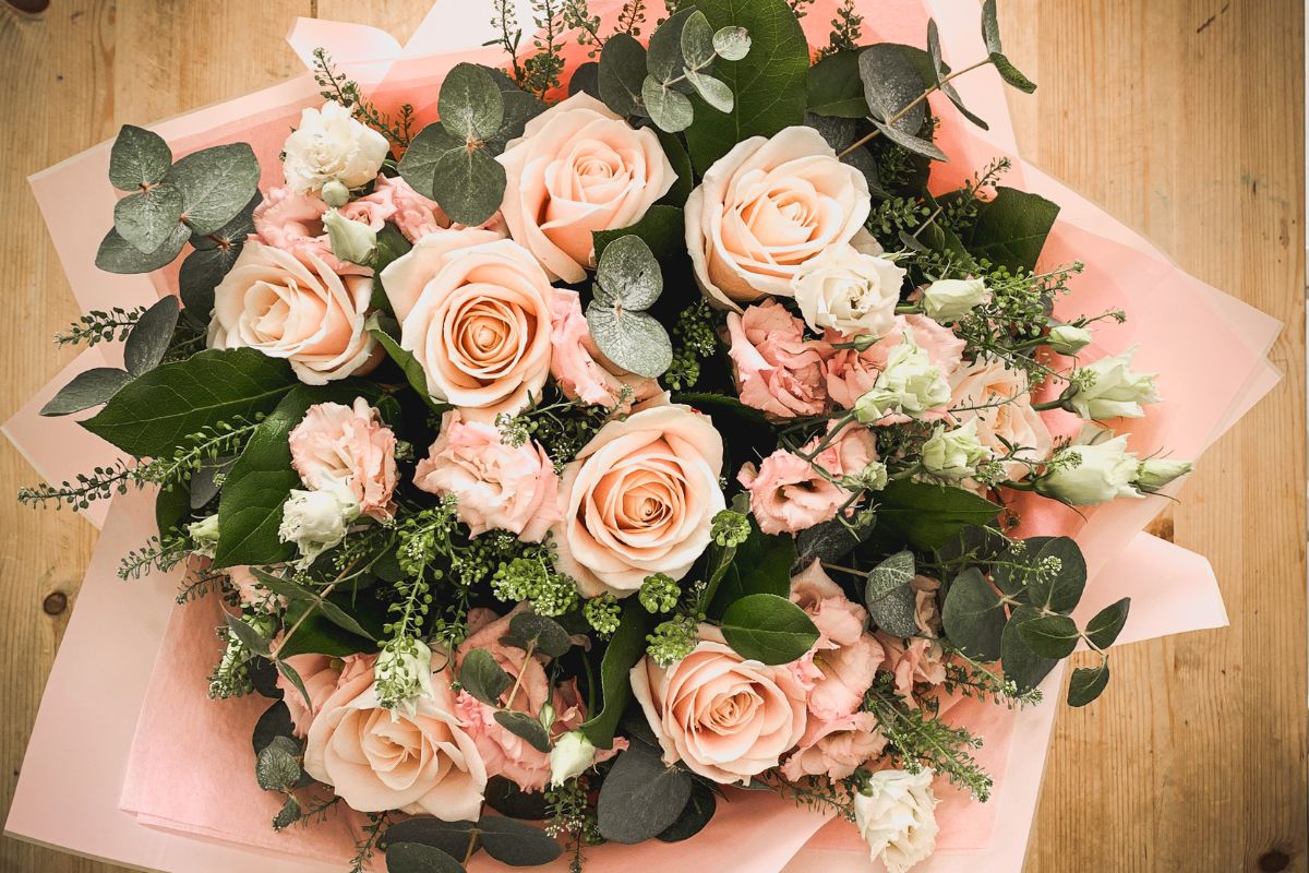 Different Ways To Help You Save Money When Buying Flowers As A Gift ...