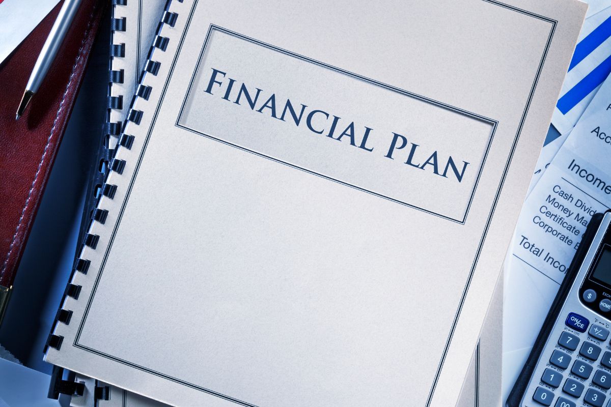 Financial Planning For New Parents: A Complete Guide - Savings 4 Savvy Mums