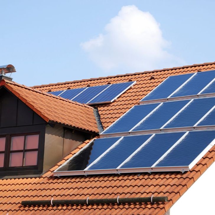 <strong>How Solar Energy Solutions Lead to Smart Home Savings</strong>