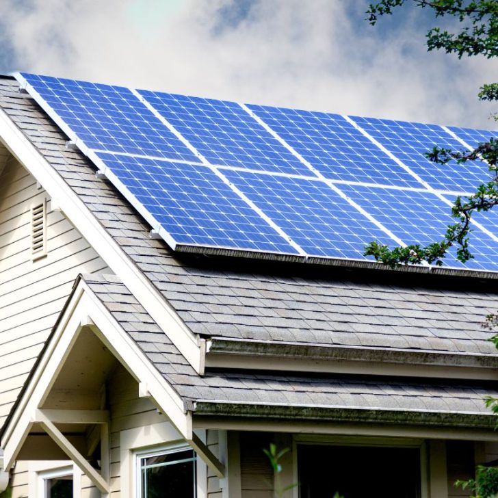 How To Clean & Maintain House Perimeter Solar Panels