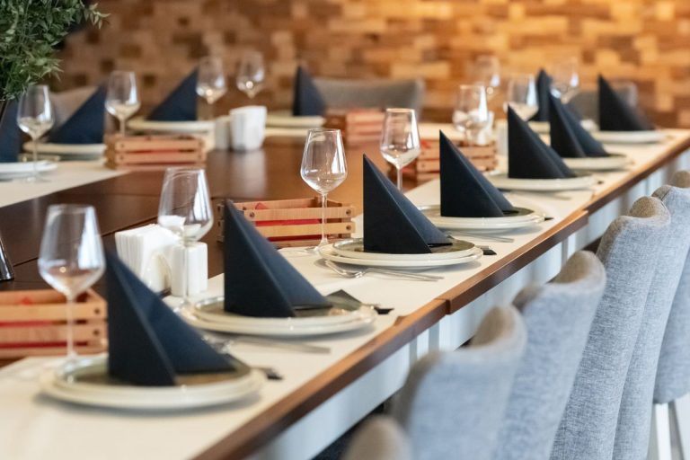 How To Plan An Important Event On A Budget?