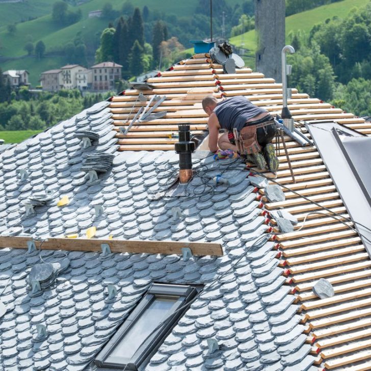 How to Save Money on a Roof Renovation Project: 6 Things to Know