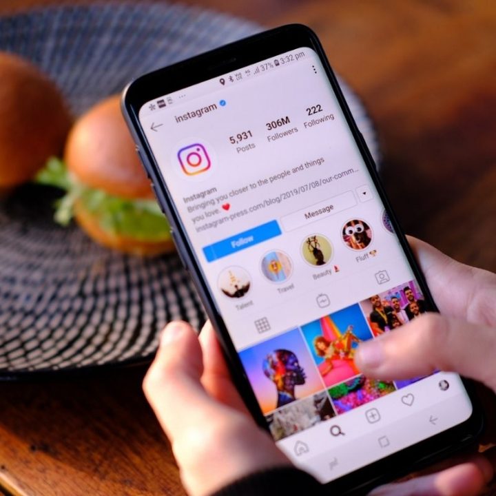 How to Sell on Instagram: The Ultimate Guide