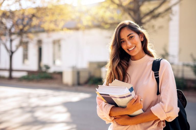 Is Your Kid Off To College? Here Are Some Life Tips For Them
