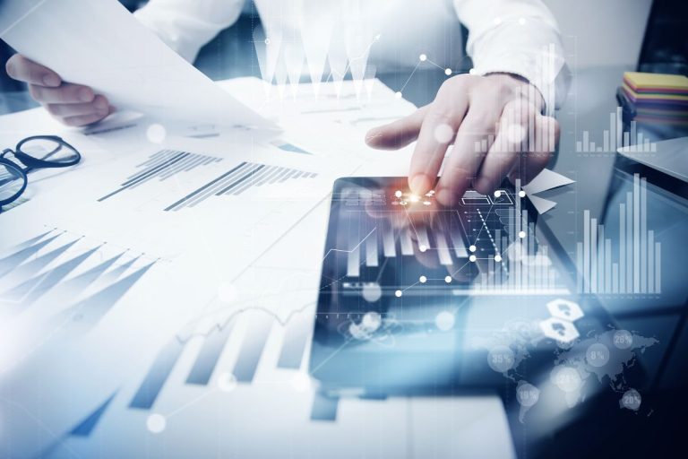 Navigating the Complex World of Financial Risk Management
