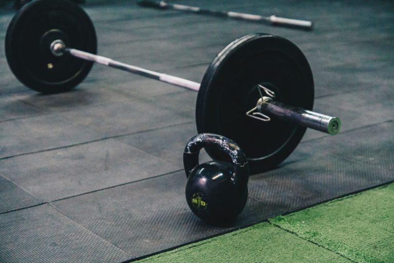 Onboard Clients & Manage Your Income: A Personal Trainer’s Guide to Financial Success