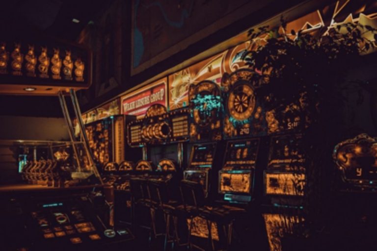 Some Ways to Save Money in 2022: What About Casino?