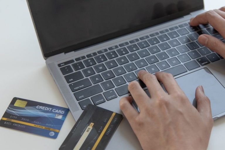 Tackle Credit Card Debt With These 10 Simple Tips