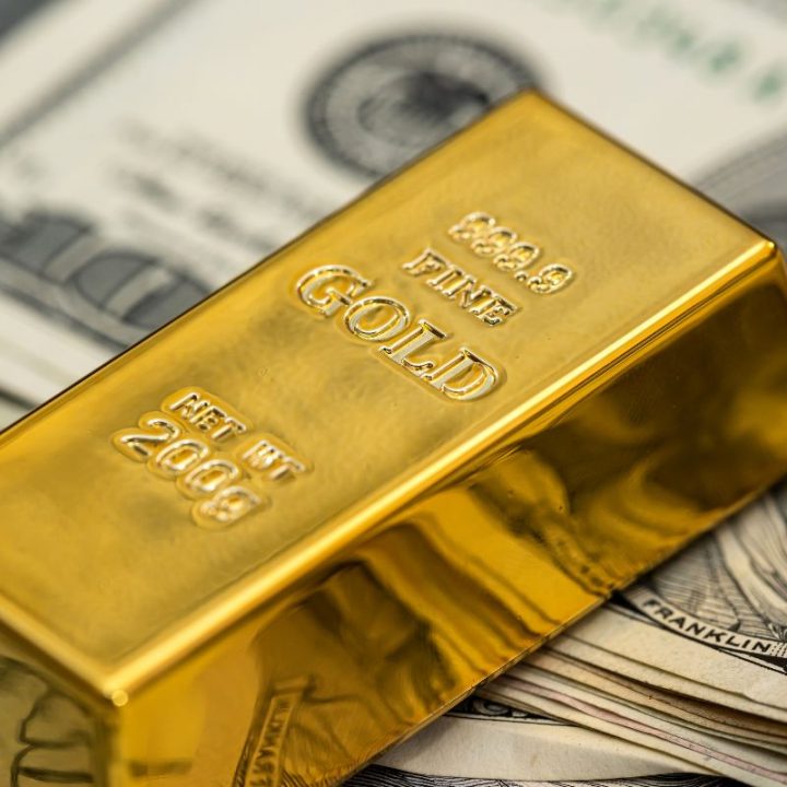 The Pros of Cons of Investing in Gold With Augusta Precious Metals