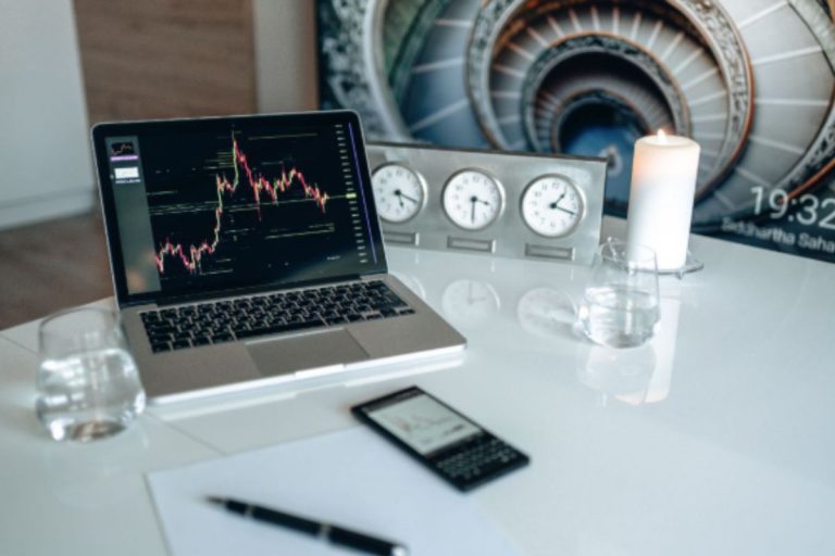 Why Traders Should Never Choose a Prop Firm Based on Discounts Alone