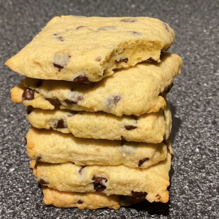 How to Make Chocolate Chip Shortbread